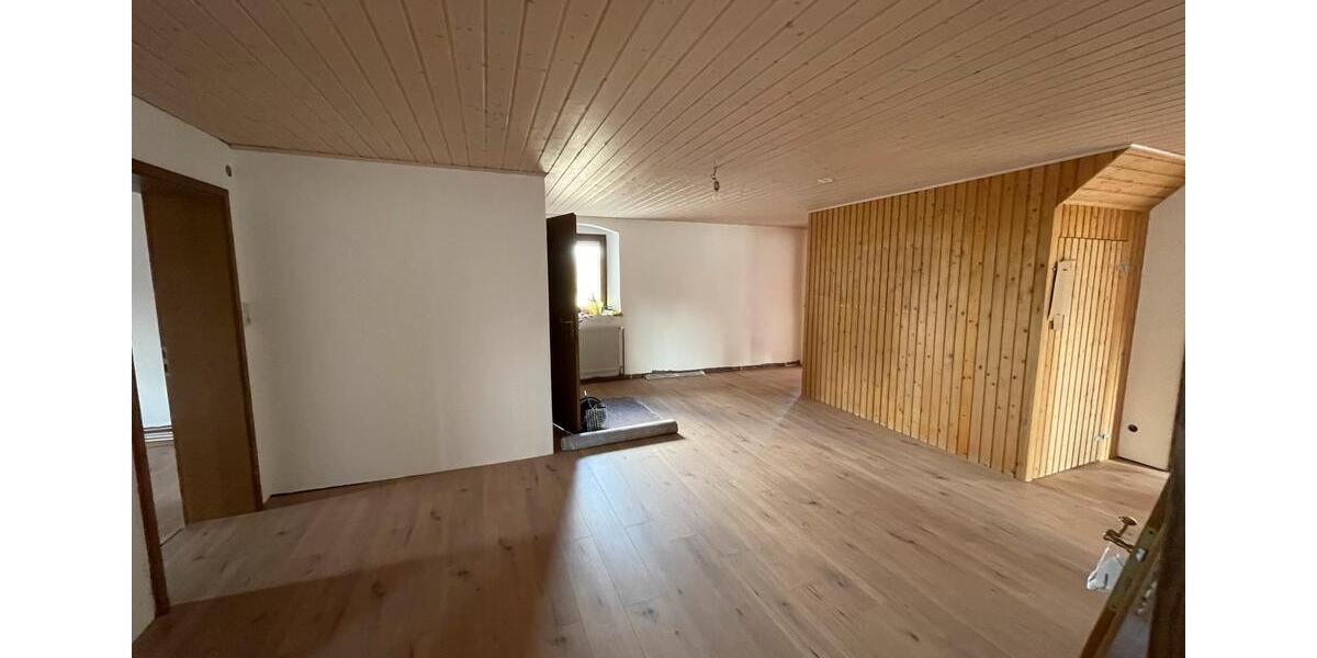 Etagenwohnung Laaber - 1 Zimmer, 50 m&sup2;, 400&euro; | Angebot:27609790