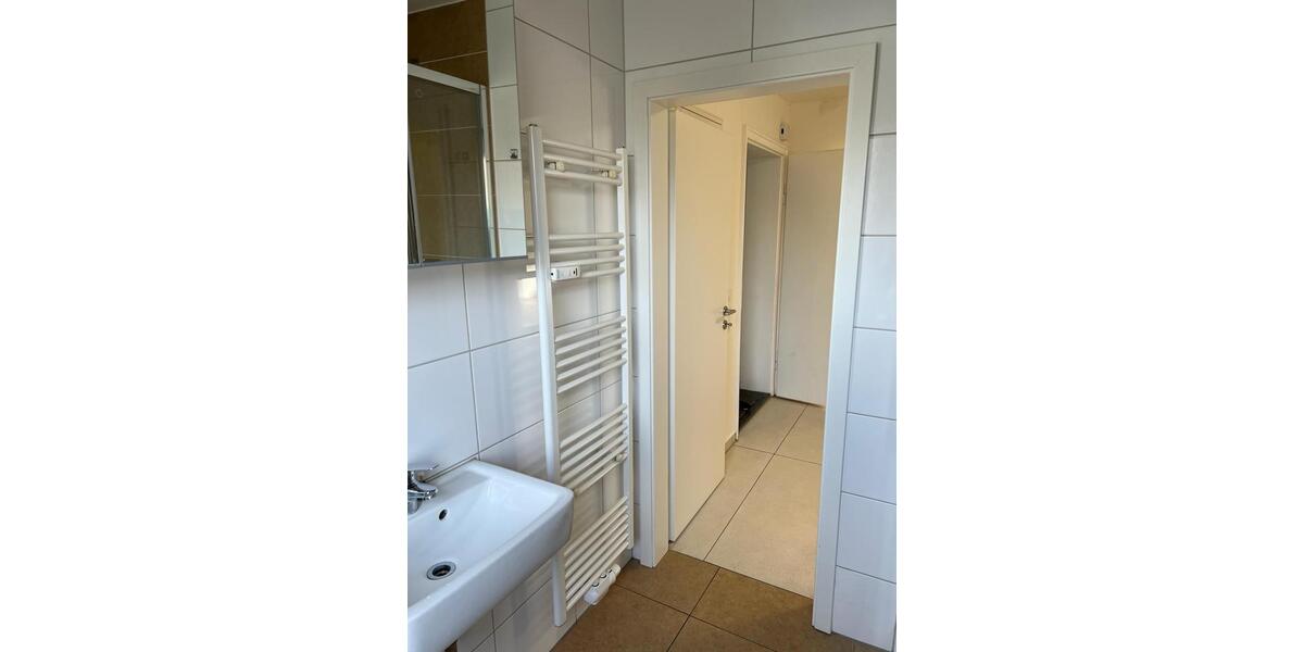 Etagenwohnung Regensburg Konradsiedlung - 3 Zimmer, 65 m&sup2;, 1.000&euro; | Angebot:26224037