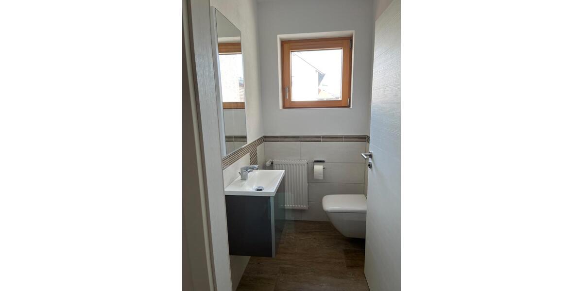 Erdgeschoßwohnung Lappersdorf - 3.5 Zimmer, 100 m&sup2;, 1.170&euro; | Angebot:27586433