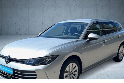 VW Passat 1.970 km 48.470 &euro; Regensburg 93053