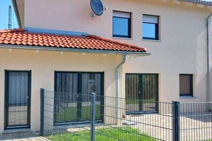 Haus zum Kaufen in Mintraching 649.500 € 140 m²