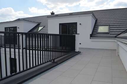 Wohnung zum Mieten in Regensburg 1.440 € 72.06 m² 2 zimmer