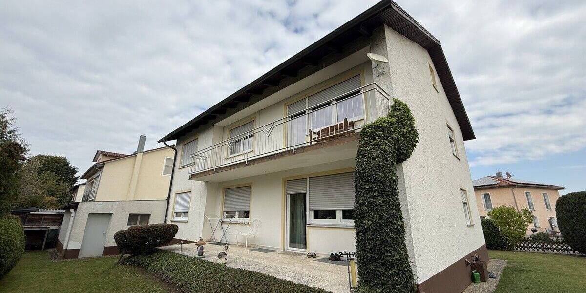 Etagenwohnung Pfatter - 4 Zimmer, 92 m&sup2;, 620&euro; | Angebot:23972856