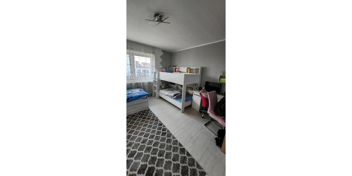 Erdgeschoßwohnung Tegernheim - 3 Zimmer, 86 m&sup2;, 355.000&euro; | Angebot:26018420