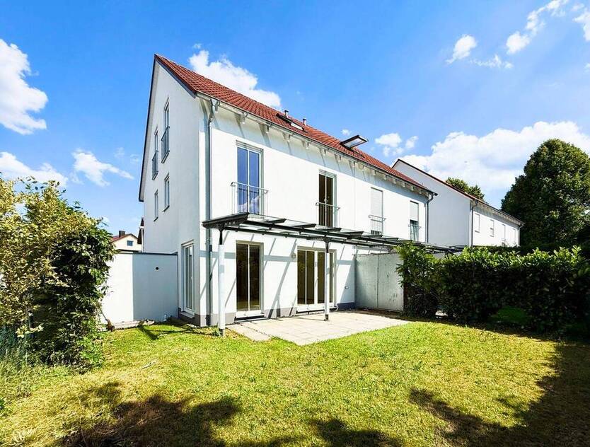Ihr neues Zuhause mit Herz - Stil, Raum und Ruhe in Regensburgs Süden!