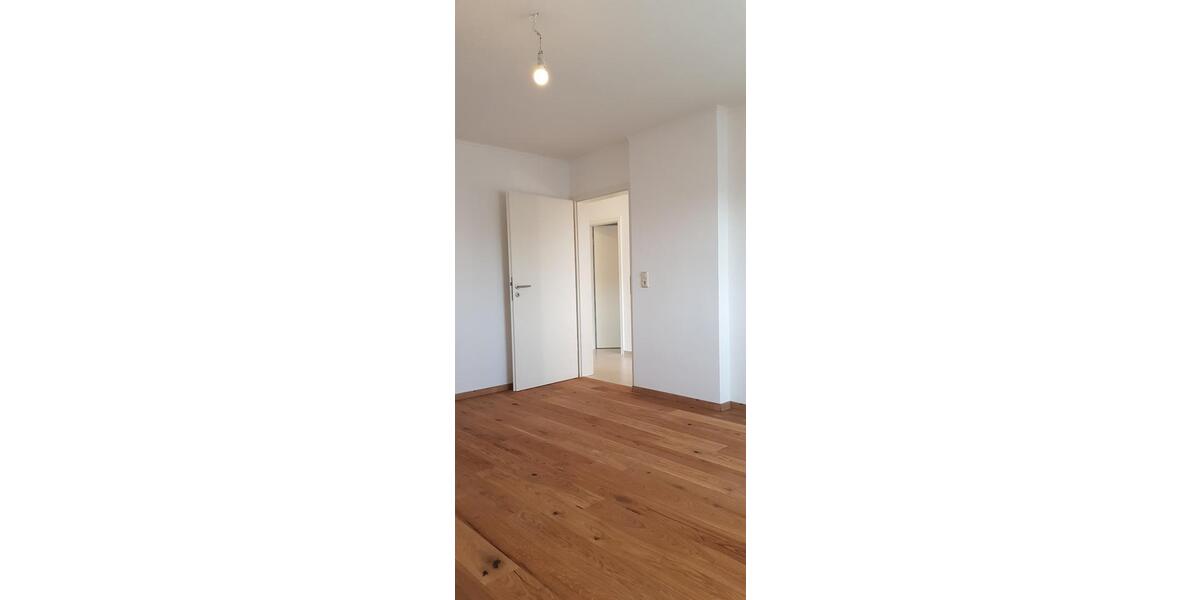 Dachgeschoßwohnung Regensburg Gallingkofen - 2.5 Zimmer, 61 m&sup2;, 280.000&euro; | Angebot:26626585