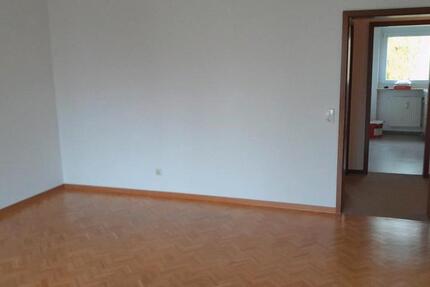 Wohnung Obertraubling - 2 Zimmer, 64 m&sup2;, 900&euro; | Angebot:25402240