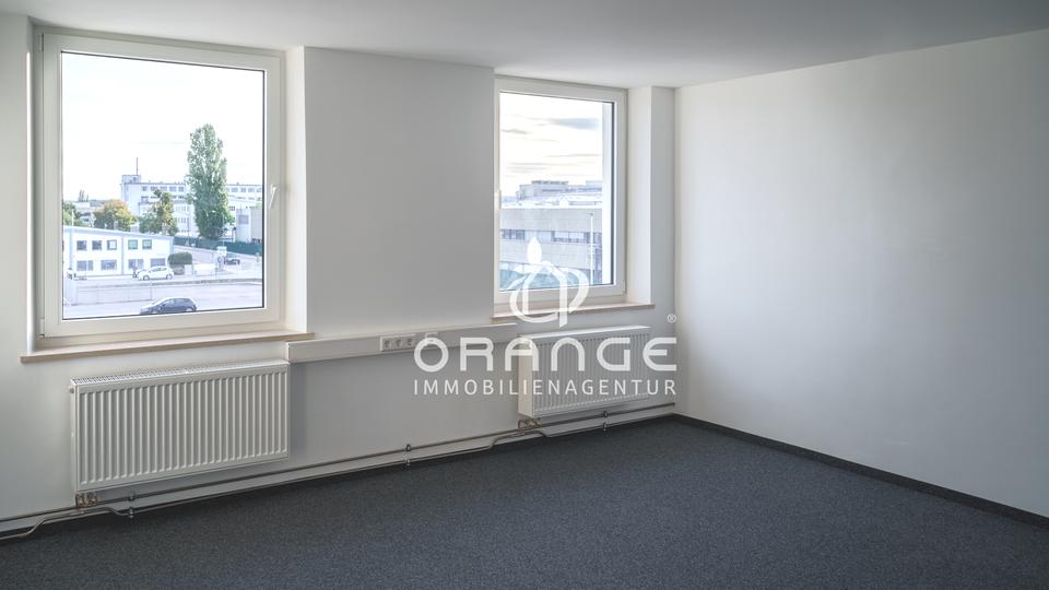 ***Provisionsfrei - Bürofläche im Regensburger Osten*** zimmer