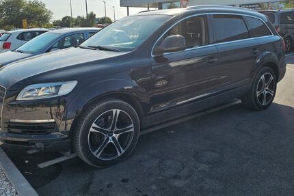 Audi Q7 333.800 km 5.800 &euro; Regensburg 93051