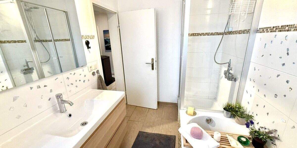 Mehrfamilienhaus, Wohnhaus Regensburg Burgweinting-Harting - 1 Zimmer, 289 m&sup2;, 779.000&euro; | Angebot:25702651