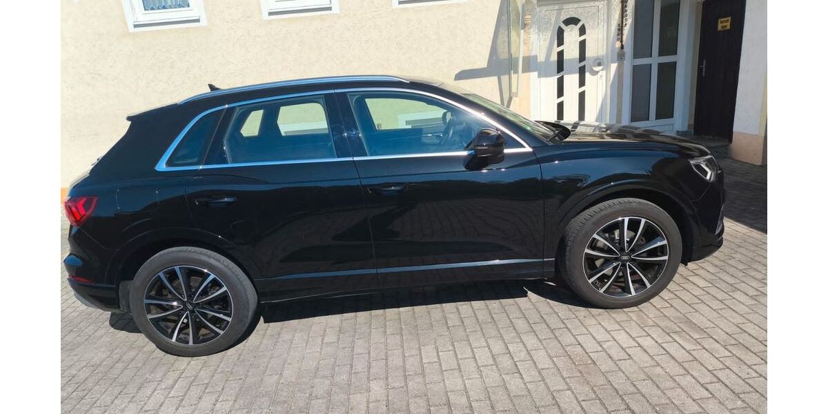 Audi Q3 59.700 km 24.500 &euro; Tegernheim 93105