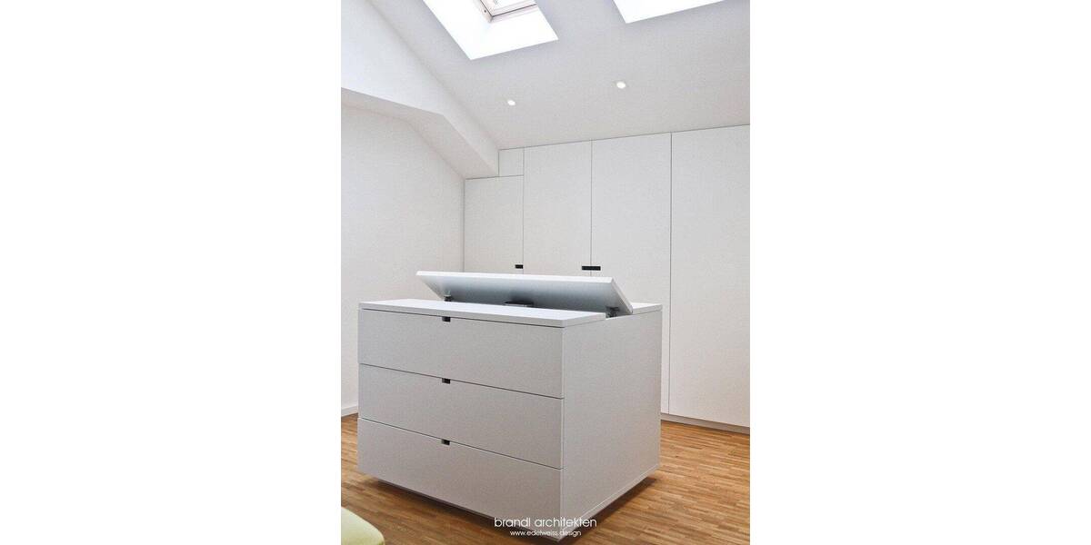 Doppelhaushälfte Regensbsurg Westenviertel - 7 Zimmer, 220 m&sup2;, 1.599.000&euro; | Angebot:26816371