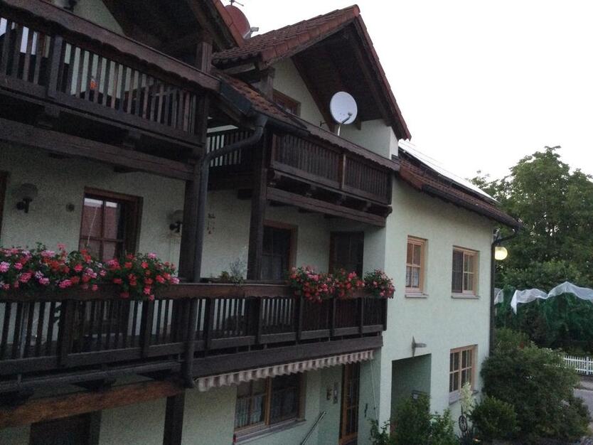 1 Zimmer App mit Balkon zimmer