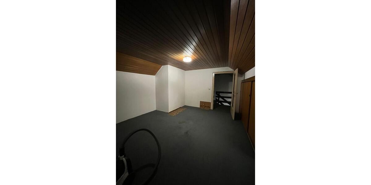 Einfamilienhaus Bad Abbach - 6 Zimmer, 141 m&sup2;, 1.800&euro; | Angebot:26373038