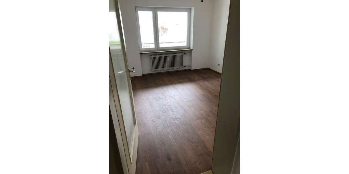 Etagenwohnung Regensburg Das Dörnberg - 5 Zimmer, 95 m&sup2;, 1.440&euro; | Angebot:27031094