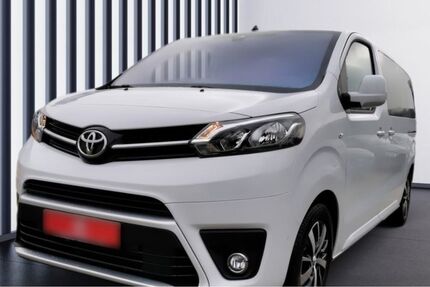 Toyota Proace (Verso) 2.446 km 39.950 &euro; Nittendorf 93152