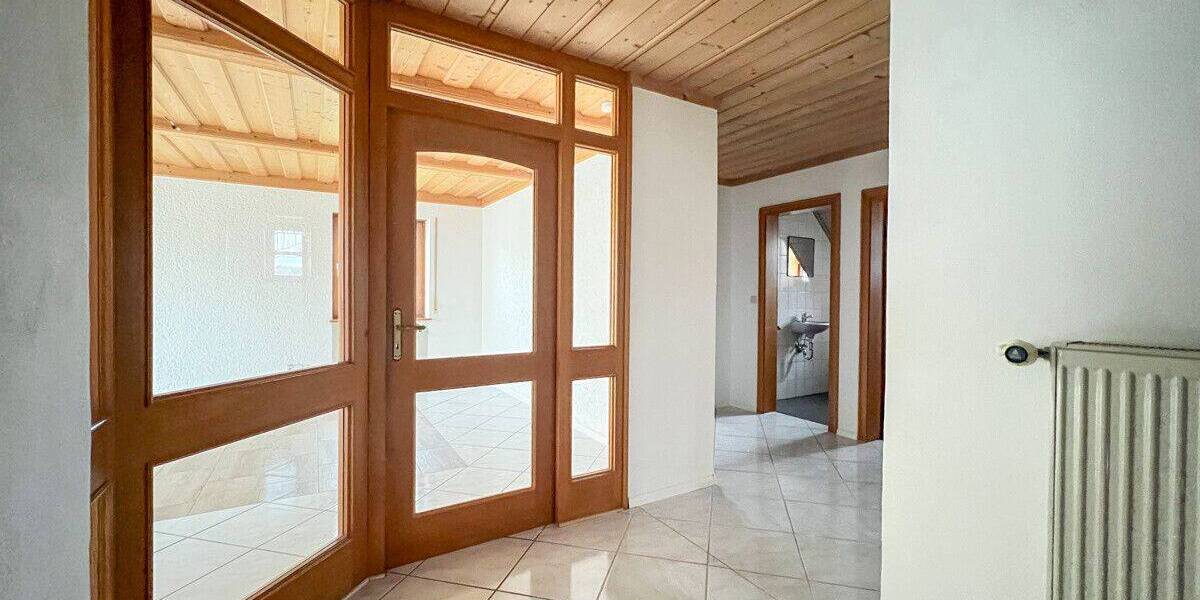 Etagenwohnung Maxhütte-Haidhof Ponholz - 3 Zimmer, 124 m&sup2;, 800&euro; | Angebot:26807150
