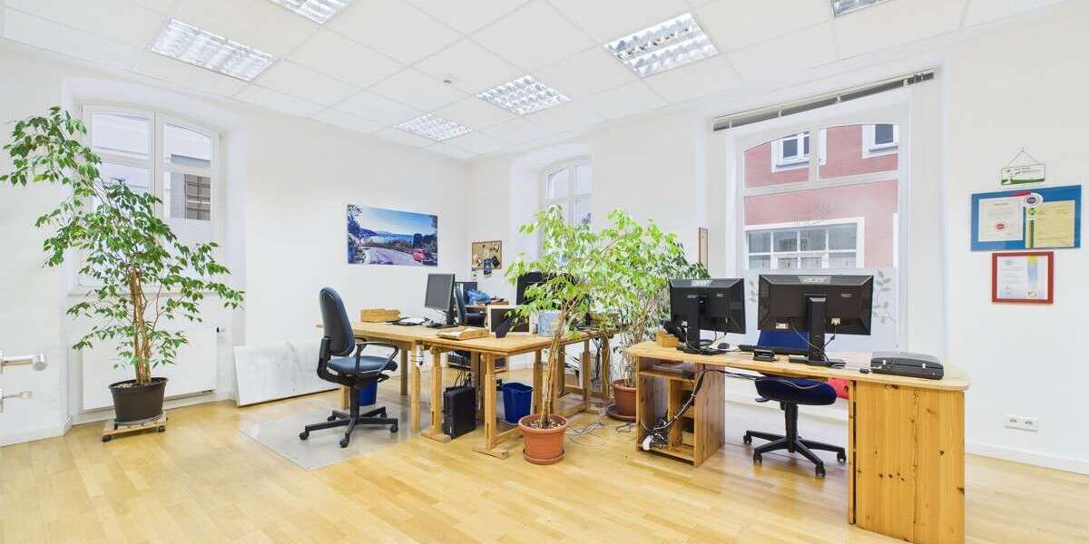 Einzelhandel in Regensburg 1.417,50 € 105.03 m² zimmer