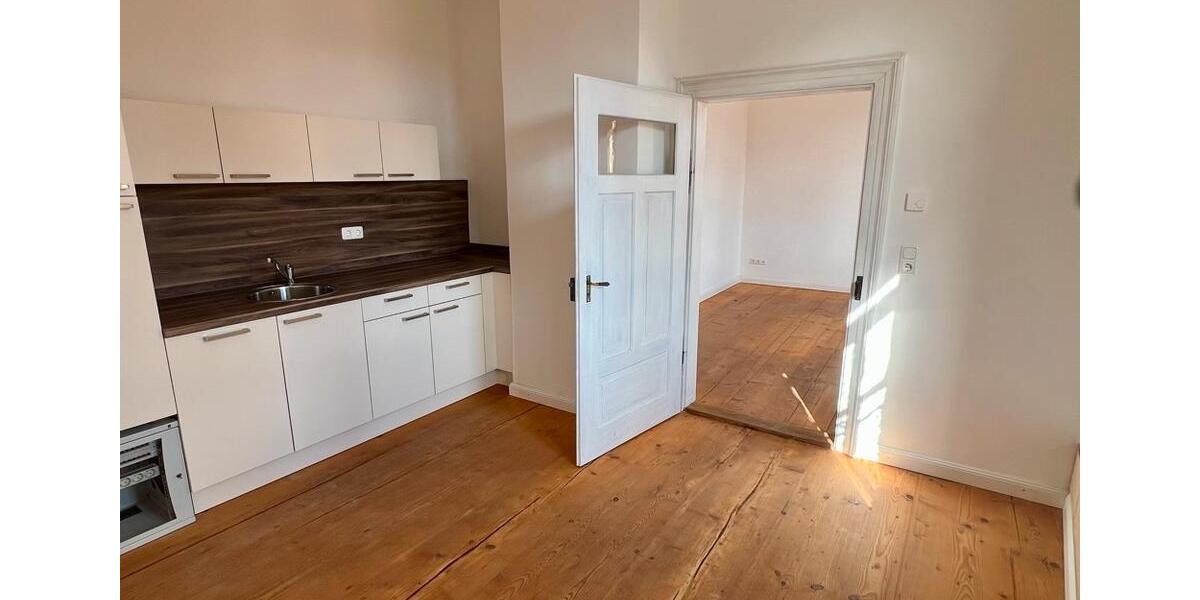 Schöner Wohnen in einem Denkmalgeschütztem Haus! 3 zimmer