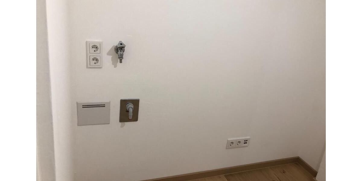 Historisch sanierte Altbauwohnung im Herzen von Regensburg 2 zimmer