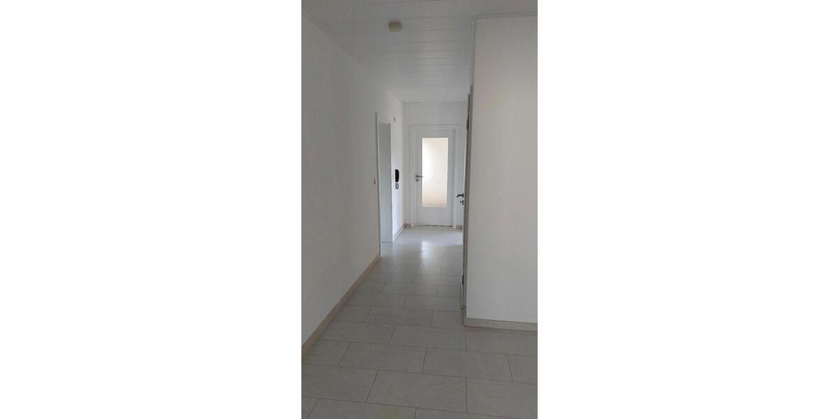 Schöne 4 Zimmer OG Wohnung mit Blick auf die Donau 4 zimmer