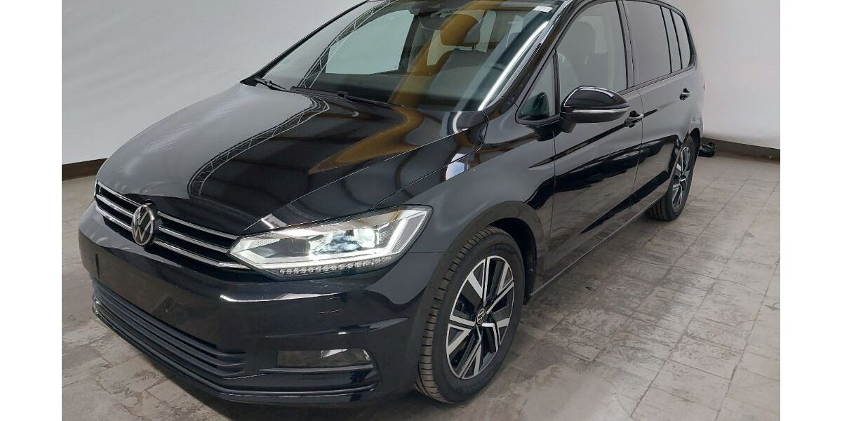 VW Touran 27.900 km 33.390 &euro; Regensburg 93053