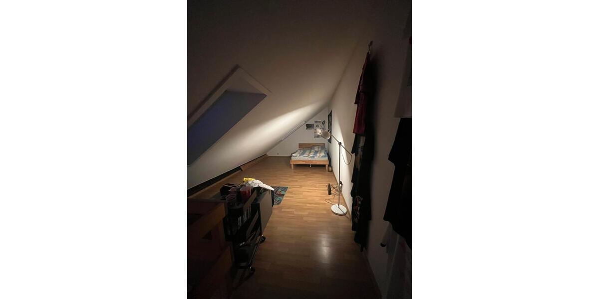 Nachmieter für Galerie Wohnung in Kumpfmühl-Ziegetsdorf-Neuprüll 2.5 zimmer