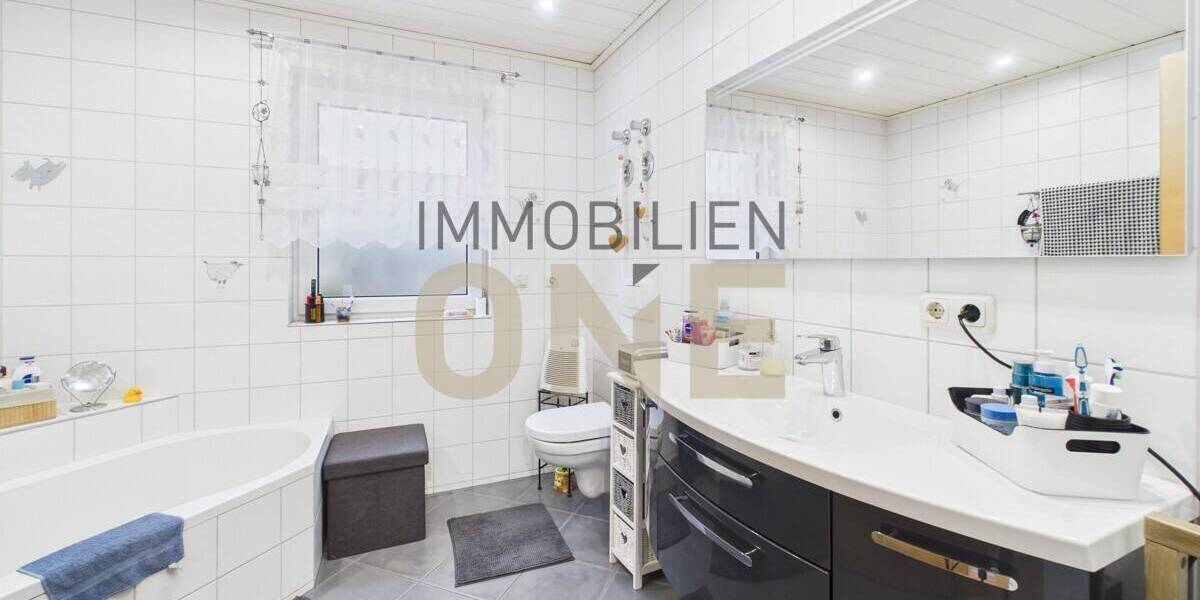 Einfamilienhaus Nittendorf Etterzhausen - 8 Zimmer, 259 m&sup2;, 975.000&euro; | Angebot:25985199