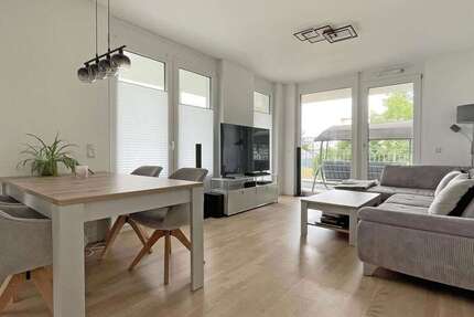 Wohnung zum Mieten in Regensburg 1.100 € 92 m²