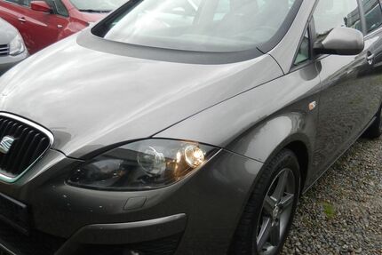 Seat Altea 99.800 km 7.400 &euro; Regensburg 93057