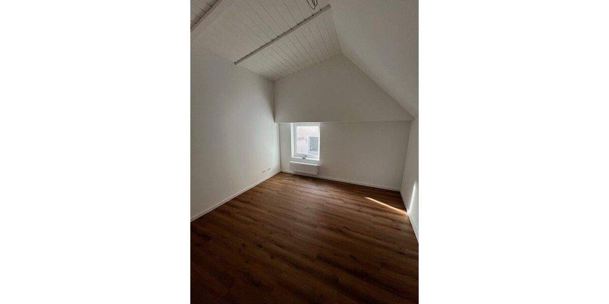 Etagenwohnung Regensburg / Reinhausen Reinhausen - 3 Zimmer, 85 m&sup2;, 1.600&euro; | Angebot:25686023