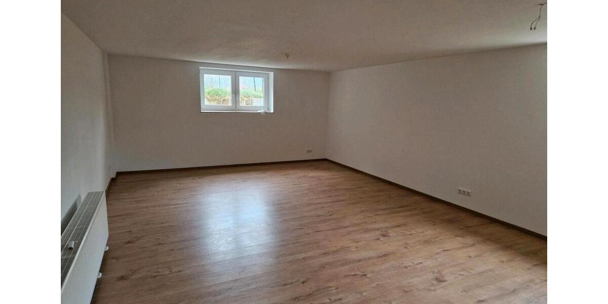 Etagenwohnung Pentling - 4 Zimmer, 123 m&sup2;, 1.070&euro; | Angebot:26237302