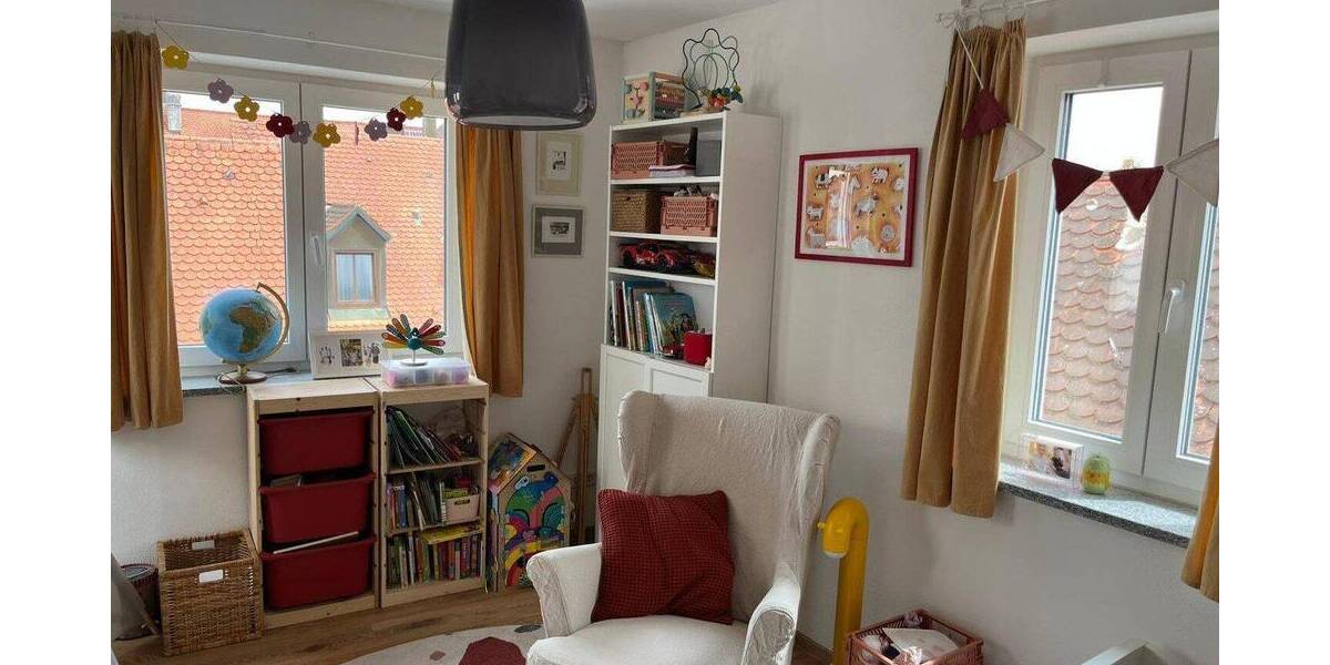 Etagenwohnung Abensberg Gaden - 3 Zimmer, 109 m&sup2;, 1.250&euro; | Angebot:26816375