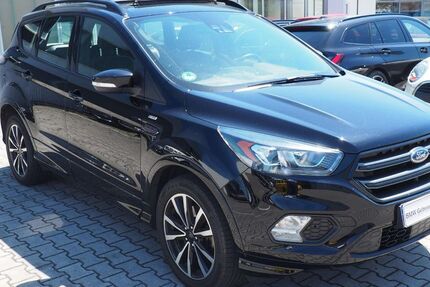 Ford Kuga 52.500 km 14.880 &euro; Obertraubling bei Regensburg 93083