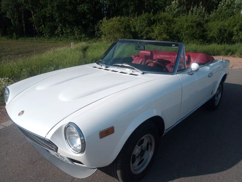 Fiat 124 Spider 38.085 km 17.999 € Bernhardswald 93170