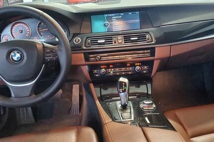 BMW 525