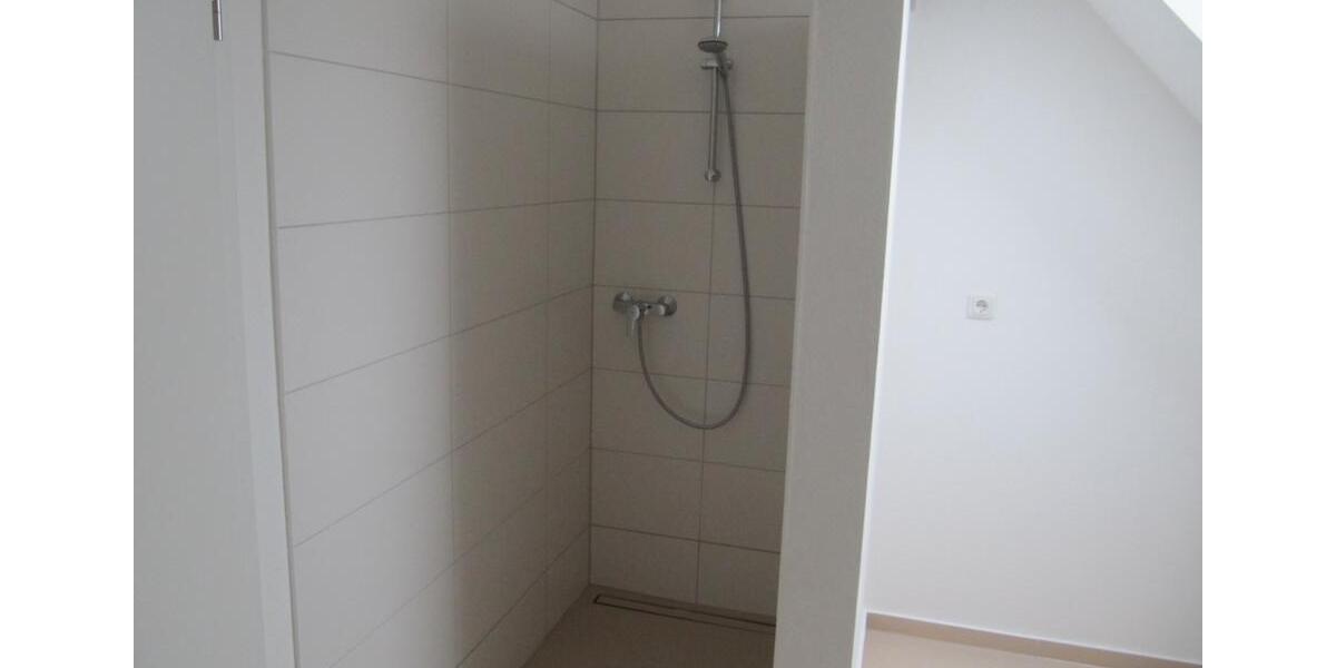 Dachgeschoßwohnung Burglengenfeld - 2 Zimmer, 63 m&sup2;, 650&euro; | Angebot:26519029