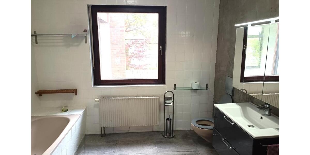 Bungalow Laaber - 9 Zimmer, 297 m&sup2;, 649.000&euro; | Angebot:27024635