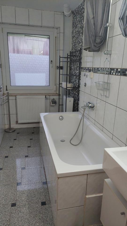 Helle 2 Zimmer Erdgeschoßwohnung