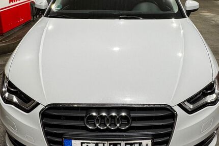 Audi A3 164.000 km 9.899 &euro; Wörth an der Donau 93086
