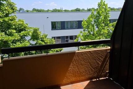 2-Raum-Wohnung mit Balkon in Regensburg-West