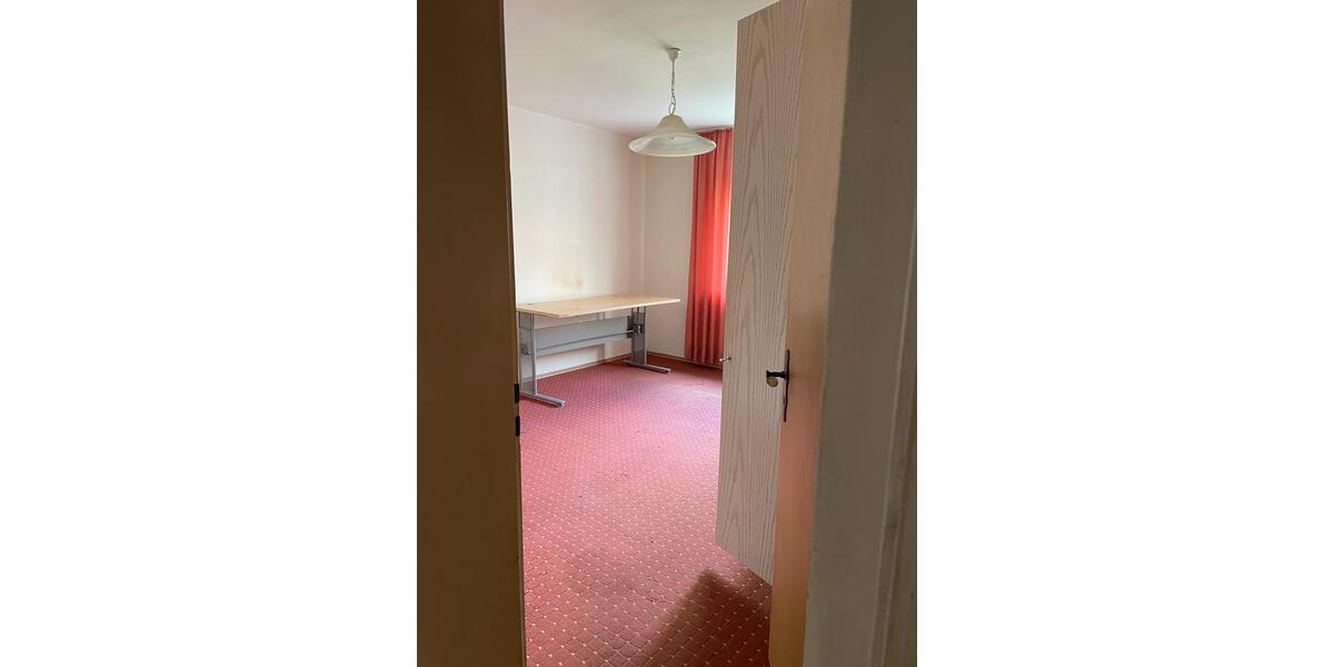 Etagenwohnung Regensburg Konradsiedlung - 5 Zimmer, 85 m&sup2;, 1.500&euro; | Angebot:26502767
