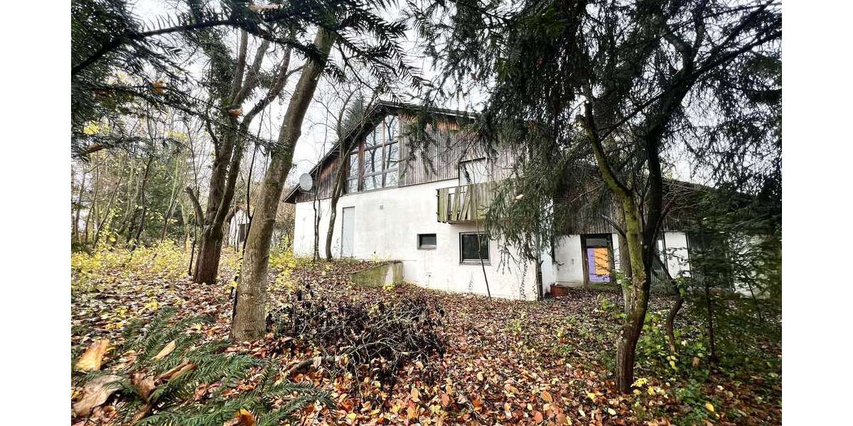 Haus zum Kaufen in Pettendorf 698.000 € 300 m² 10 zimmer