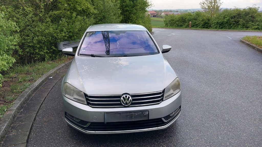 VW Passat 165.000 km 5.400 &euro; Pentling 93080