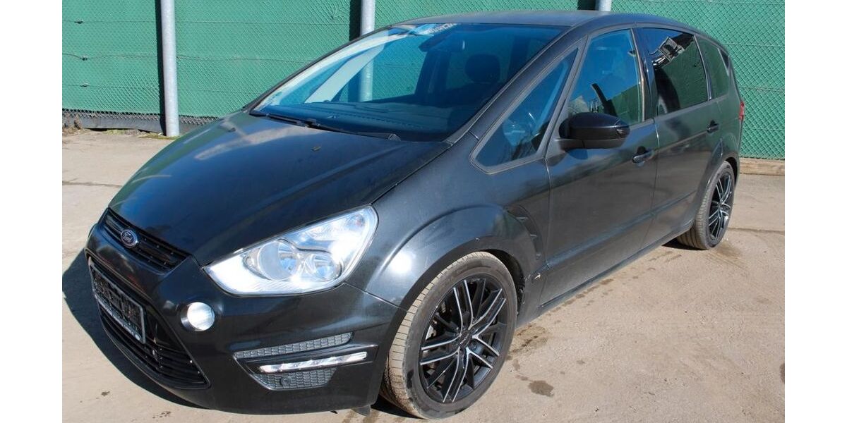 Ford S-Max 224.829 km 4.000 &euro; Regensburg 93055