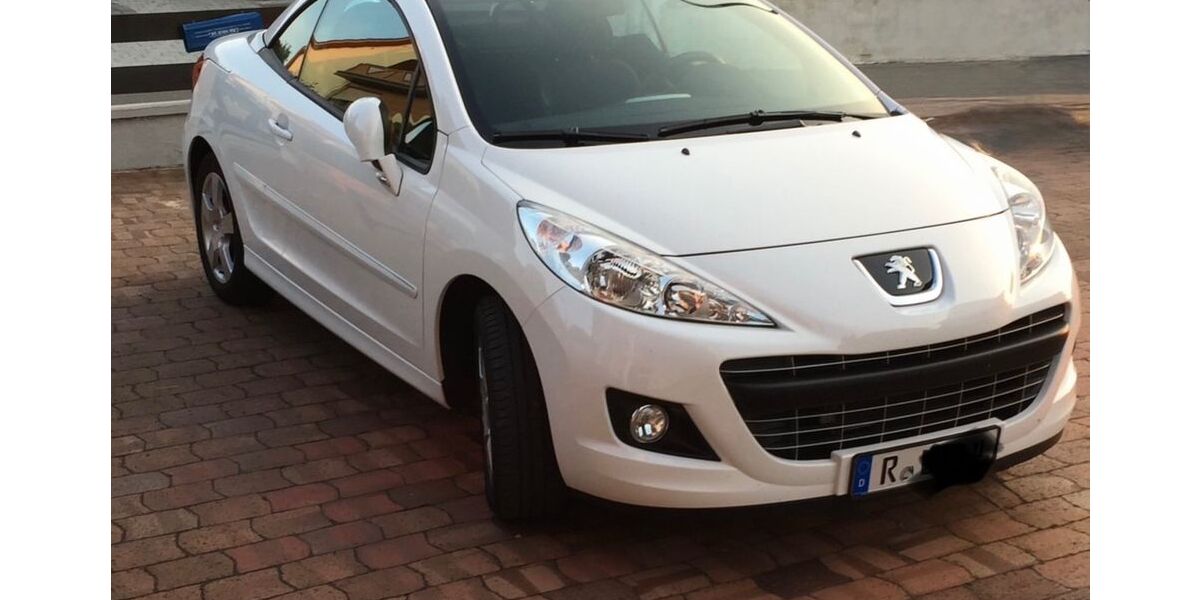 Peugeot 207 131.600 km 4.390 &euro; Regensburg 93059