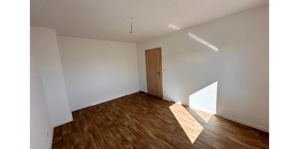 neu renovierte 2-Zimmer-Wohnung, 5 min zum Bahnhof 2 zimmer