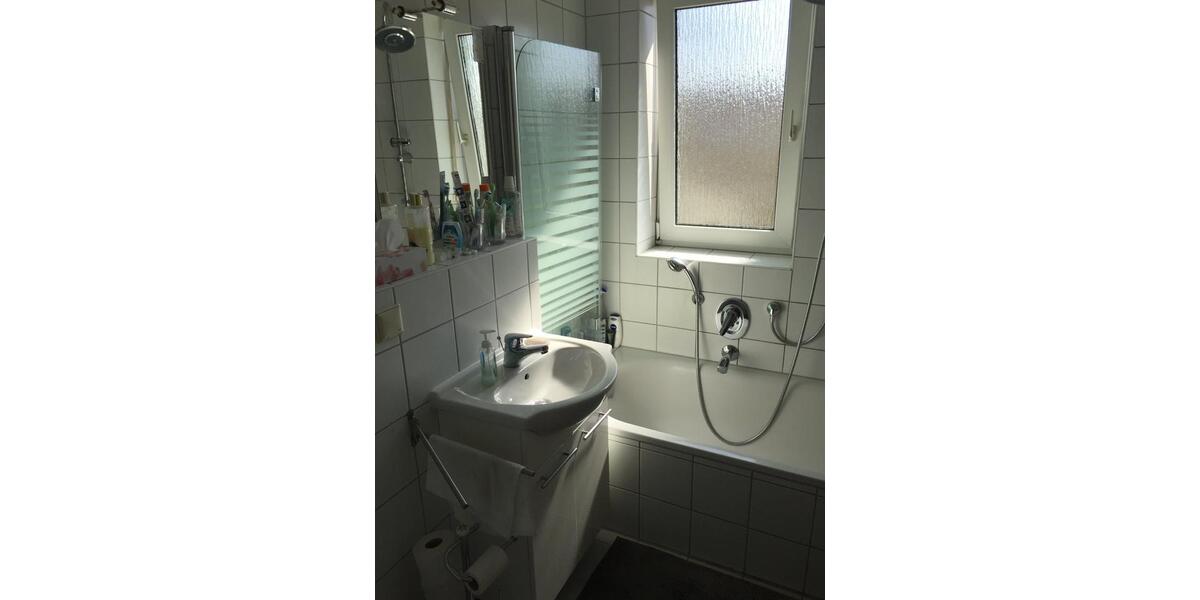Etagenwohnung Nittendorf - 2.5 Zimmer, 56 m&sup2;, 850&euro; | Angebot:26379477