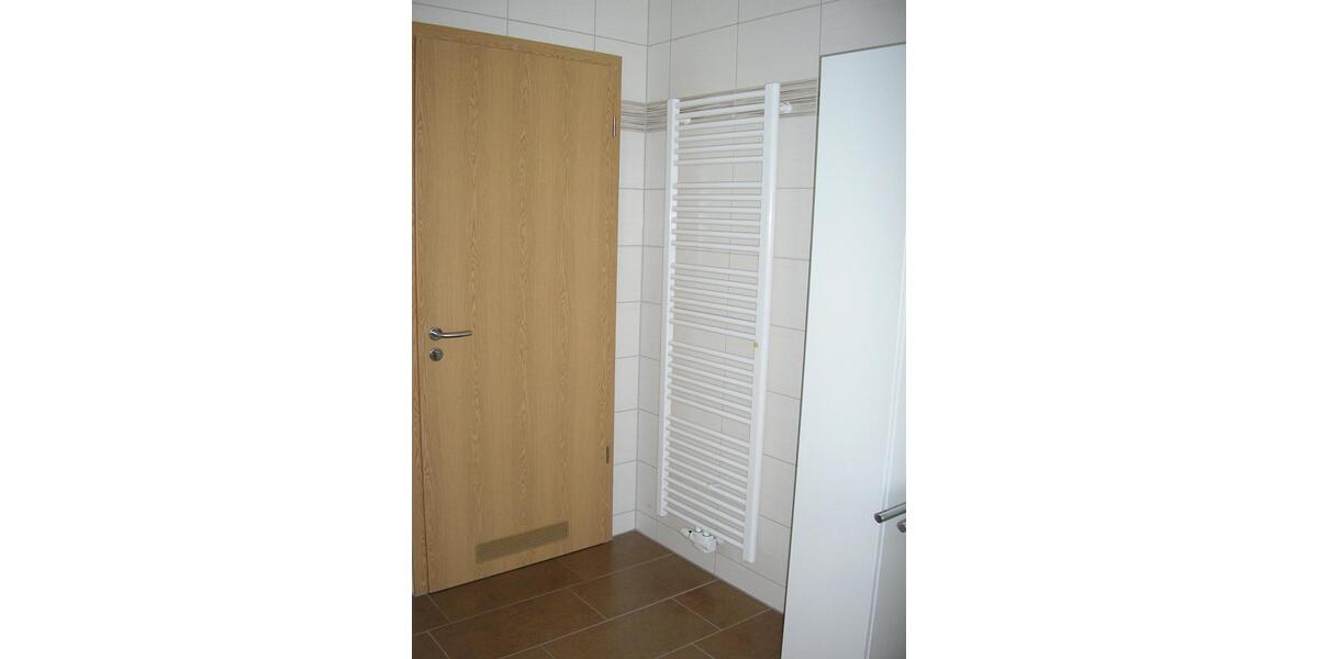 Erdgeschoßwohnung Regensburg Konradsiedlung - 2 Zimmer, 75 m&sup2;, 900&euro; | Angebot:26413860