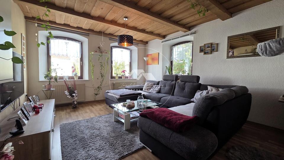 Etagenwohnung Abensberg - 4 Zimmer, 115 m&sup2;, 1.000&euro; | Angebot:25979881